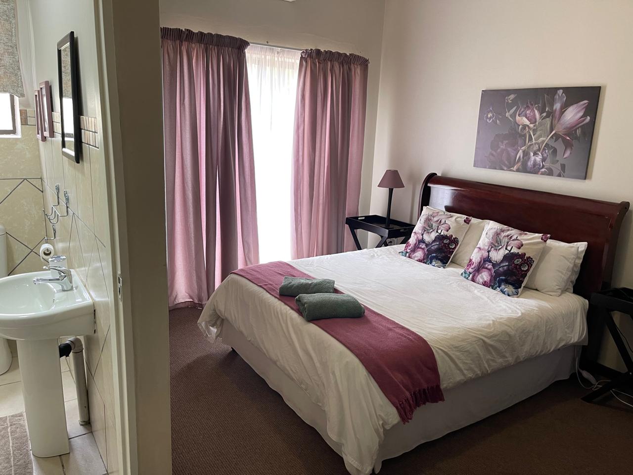Room 5 Photo